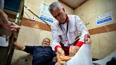 کفش استاندارد، کوله‌پشتی مناسب؛ دو همراه ضروری زائر در مسیر پیاده‌روی اربعین