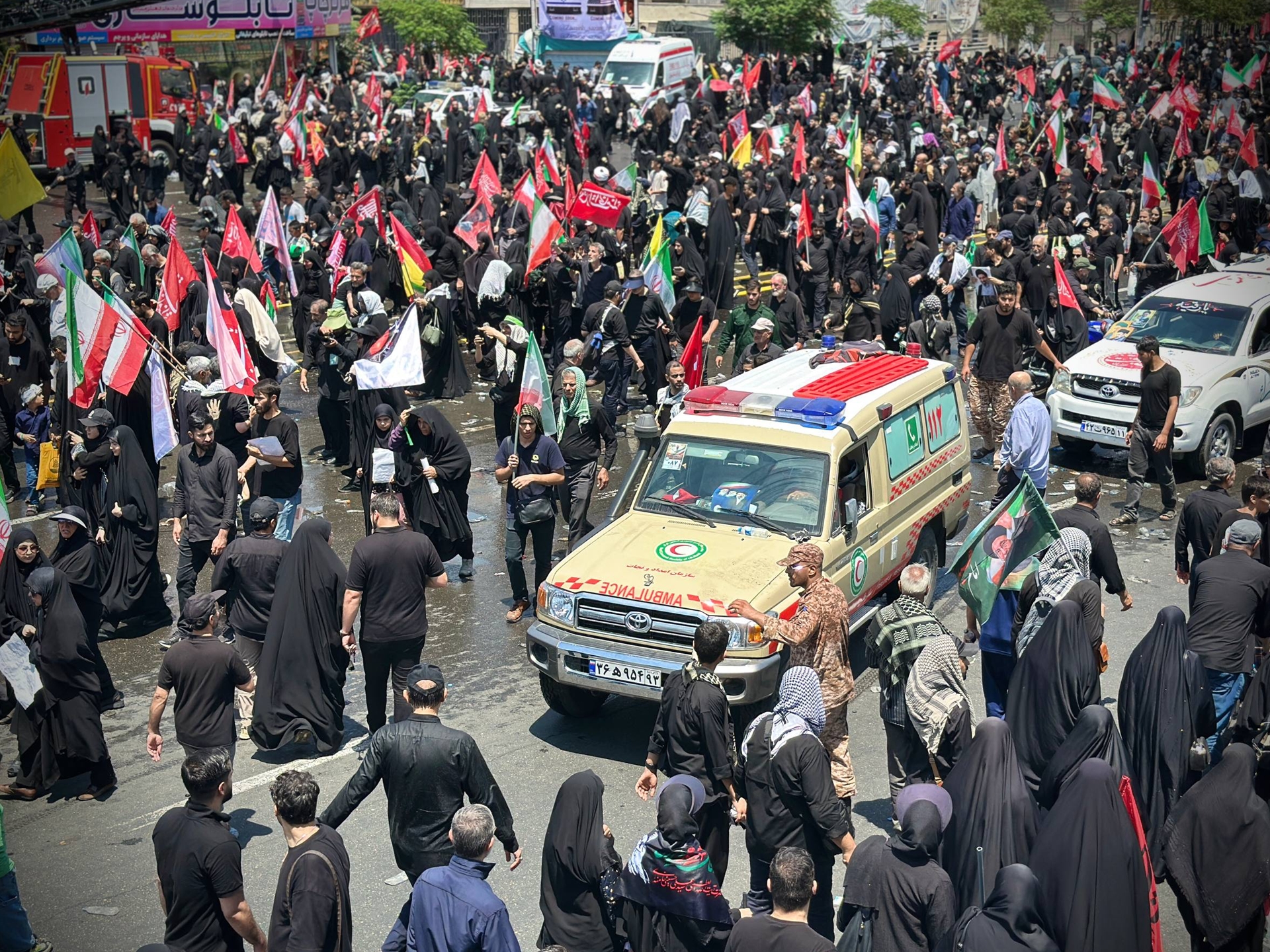 از اشک ملت تا عهد خدمت؛ روایت پیرحسین کولیوند از بدرقه رهبر شهید