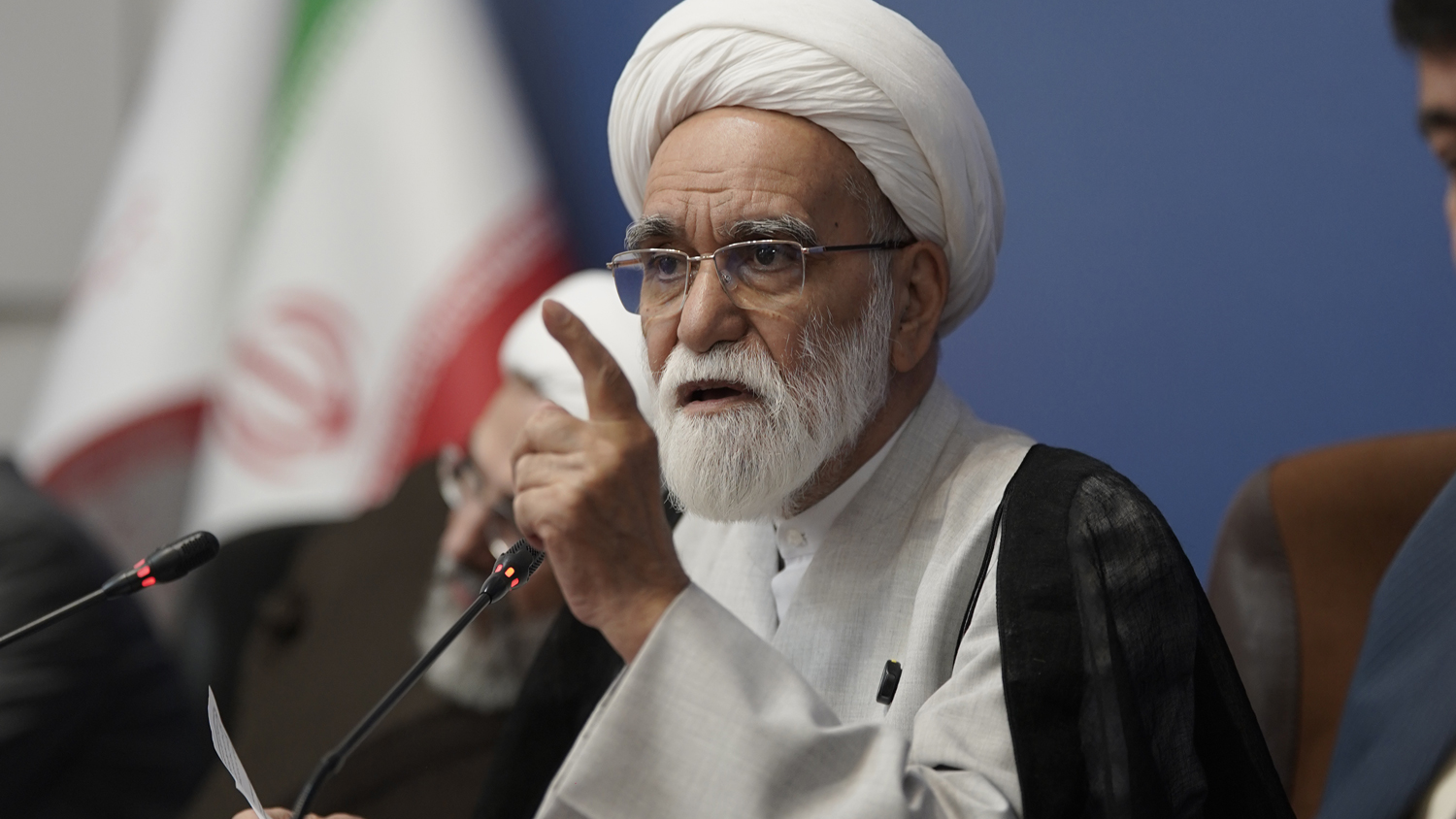ضرورت ترویج میراث فکری رهبر شهید در جامعه / فعالیتهای خیرخواهانه را باید با استمرار به یک جریان ماندگار در جامعه تبدیل کرد