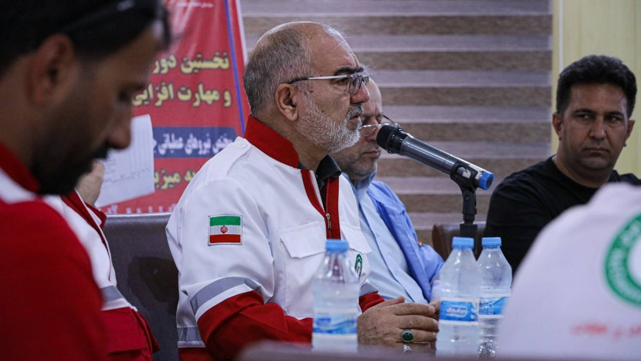تأکید رئیس سازمان امدادونجات بر توسعه آموزشهای تخصصی و همهجانبه امدادگران در دوره طب رزم