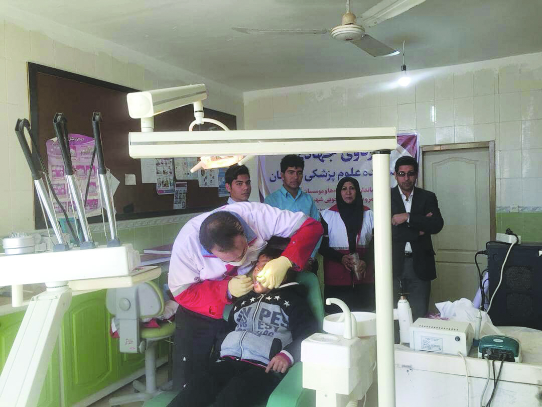 این دانشجویان جهادگر؛ دانشجویان کرمانی از خدمترسانی به روستاییان و تدریس به دانشآموزان محروم میگویند