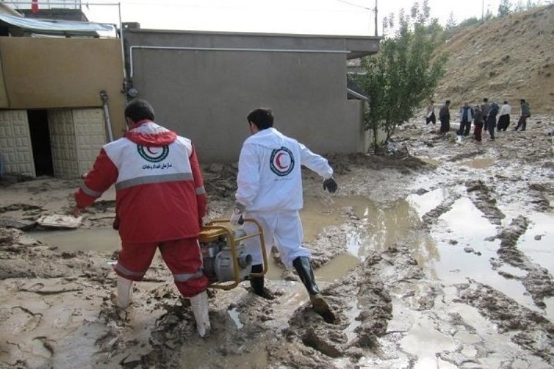 امدادرسانی هلالاحمر کرمان به بیش از 25 هزار متاثر از حوادث جوی در یک ماه گذشته/ توزیع 214 تُن اقلام امدادی، غذایی و بهداشتی