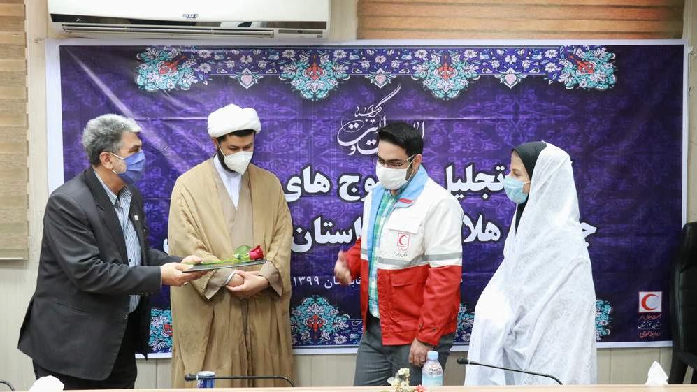 تجلیل از 86 زوج داوطلب هلال احمر خوزستان همزمان با اعیاد قربان و غدیر
