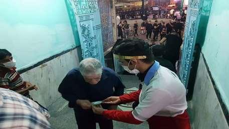 توزیع یک هزار ماسک میان سوگواران حسینی در شوش