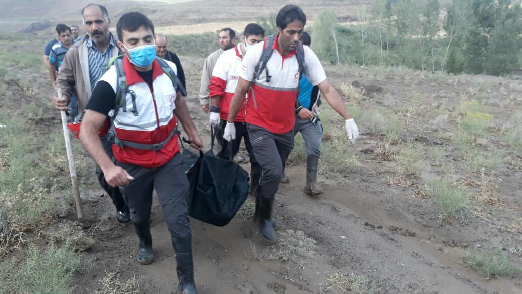 پیدا شدن پیکر یکی از 2 نوجوان مفقود شده در سیلاب روستای چات قیه در اردبیل/ جستوجوها همچنان ادامه دارد