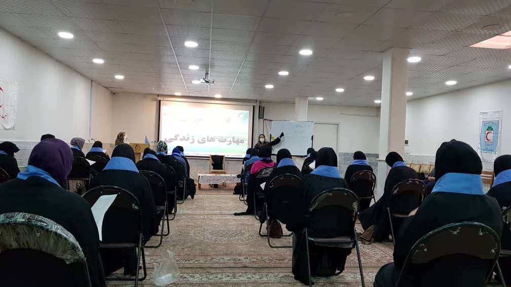 از برگزاری کارگاه آموزشی تا گرامیداشت هفته ملی ازدواج در قم