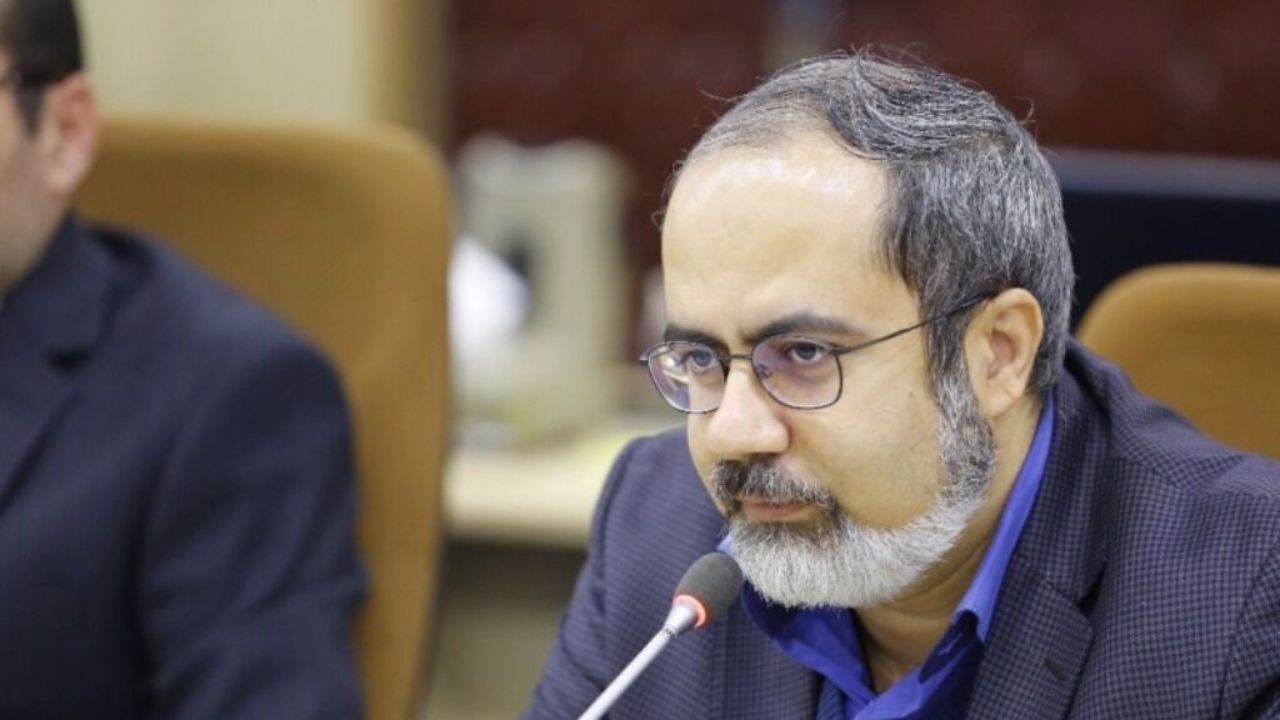 با حکم رئیس جمعیت هلالاحمر؛ اسماعیل رمضانی سرپرست روزنامه شهروند شد