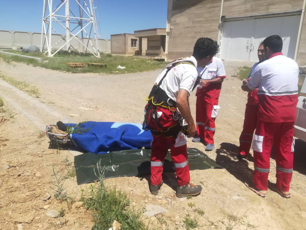 گرفتار شدن 3 کوهنورد در ارتفاعات گرین/اعزام 3 تیم واکنش سریع و امداد کوهستان با بالگرد به منطقه