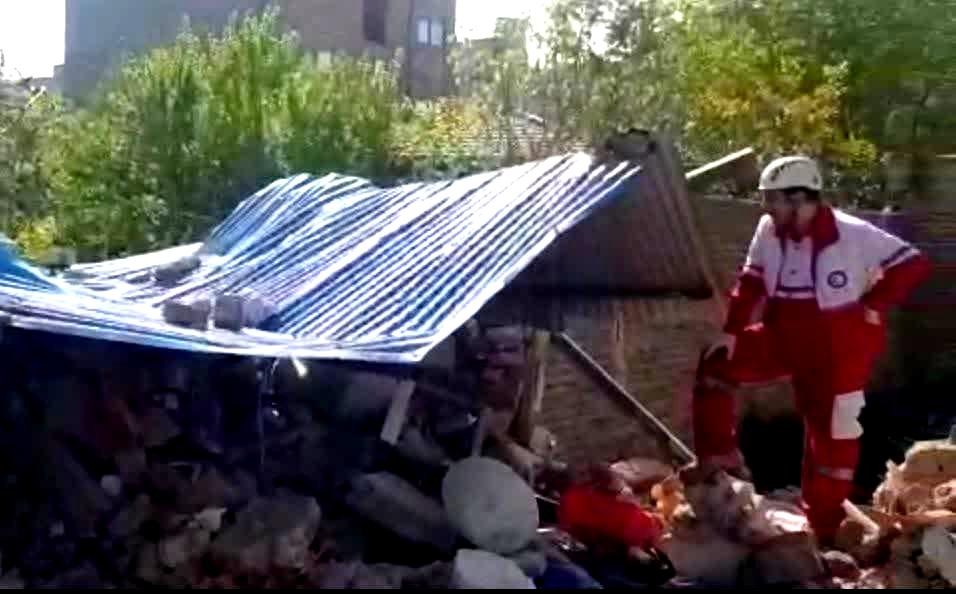 عملیات امدادرسانی در حادثه انفجار گاز شهری در سردرود آذربایجان شرقی
