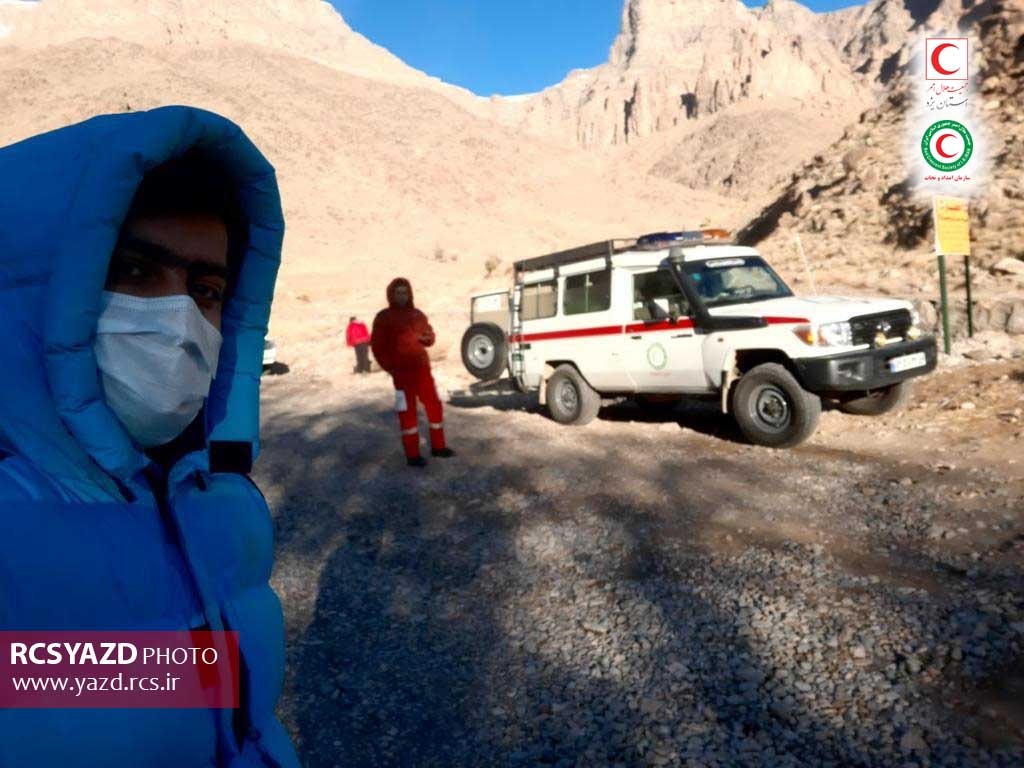 نجات 2 فرد گمشده در مناطق کوهستانی «شیرکوه» یزد