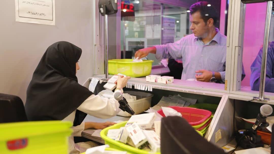 پذیرش بیش از ۳۳ هزار نسخه دارویی در 3 داروخانه هلالاحمر