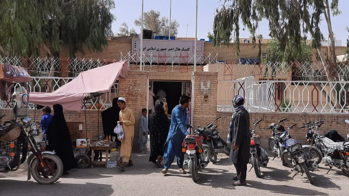 خدمات درمانی هلال‌احمر ایران در افغانستان متوقف نشده است