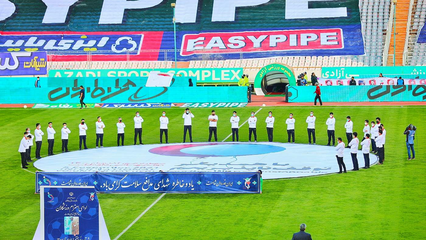 دستدردست هم برای کمک به همنوعان