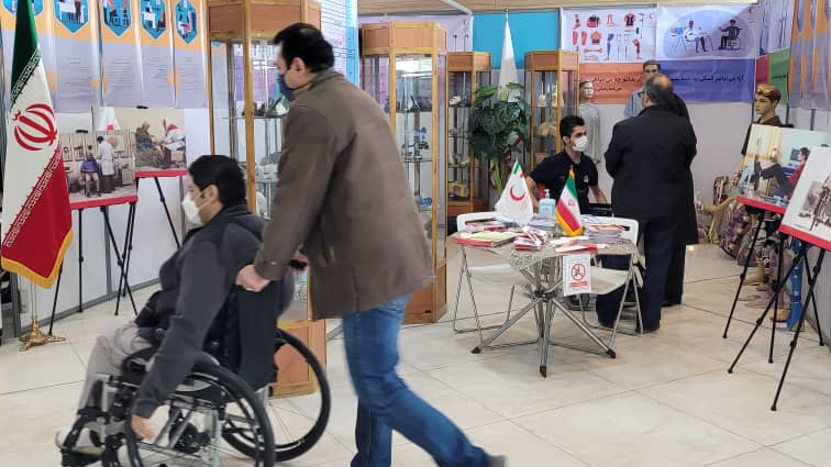 حضور پر رنگ هلال احمر در نمایشگاه تخصصی تجهیزات توانبخشی