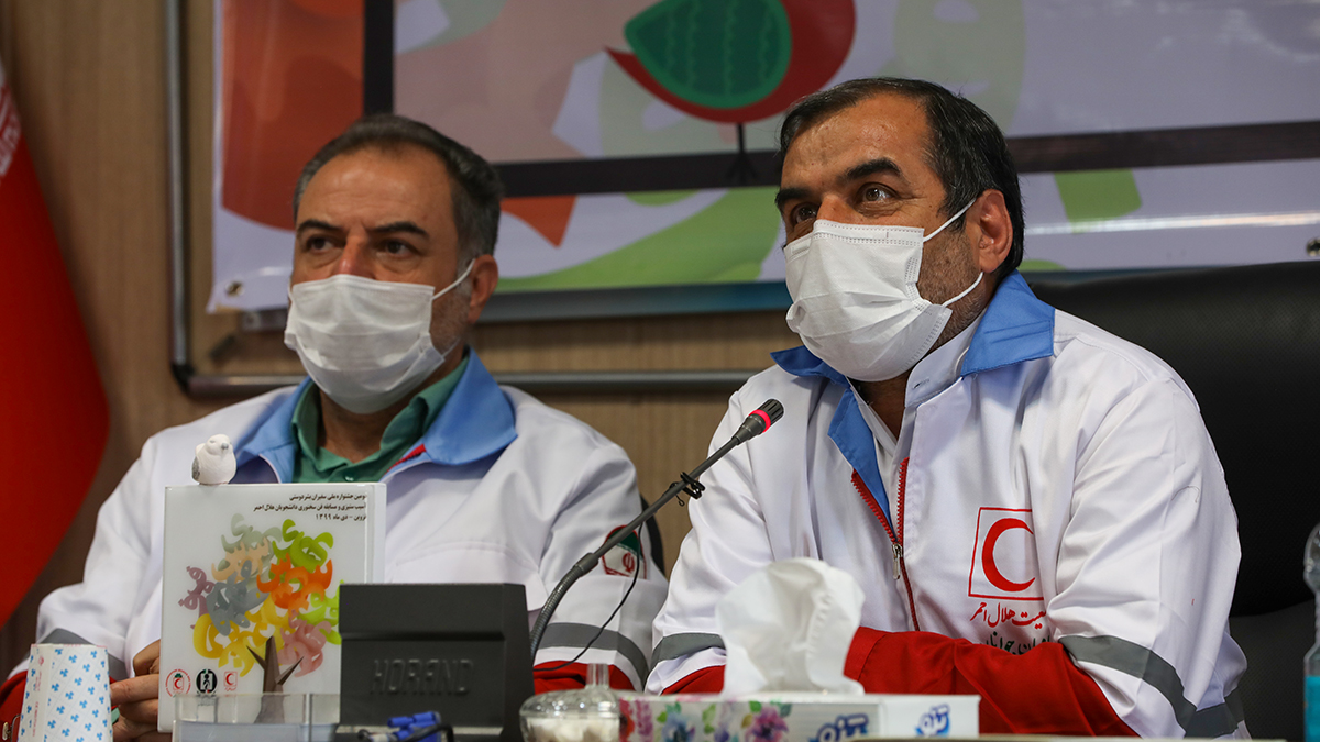 افتتاح دبیرخانه ملی اندیشه ورزی و ترویج فرهنگ بشردوستی/ تجلیل از برگزیدگان دومین جشنواره ملی«سفیران بشردوستی» سازمان جوانان 