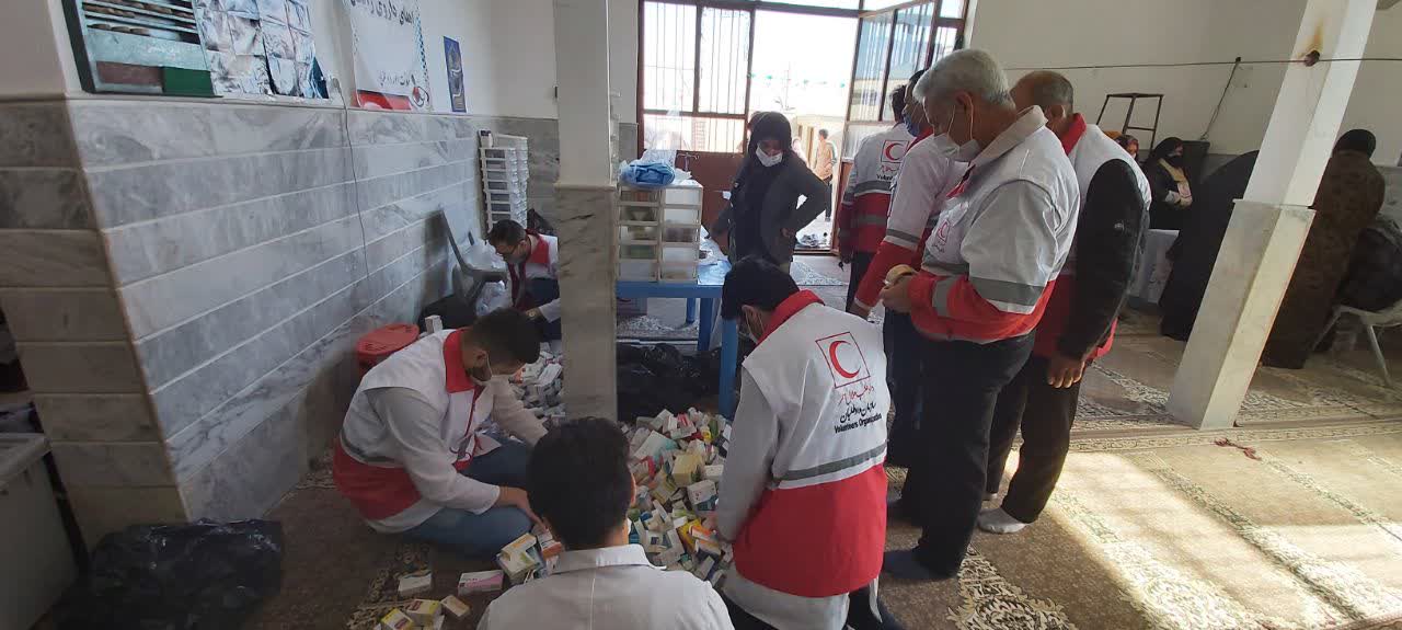  بهره‌مندی بیش از 200 نفر از اهالی روستای مشک آباد از خدمات کاروان سلامت هلال‌احمر قم