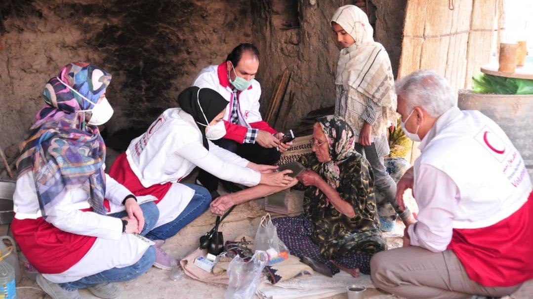 خدمات «کاروان سلامت» استان فارس به بیماران نیازمند