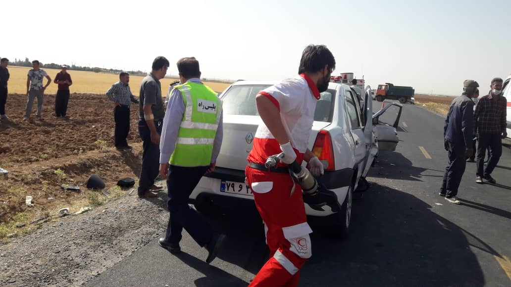 مصدومان حادثه رانندگی آهنگران - ساروق با بالگرد منتقل شدند