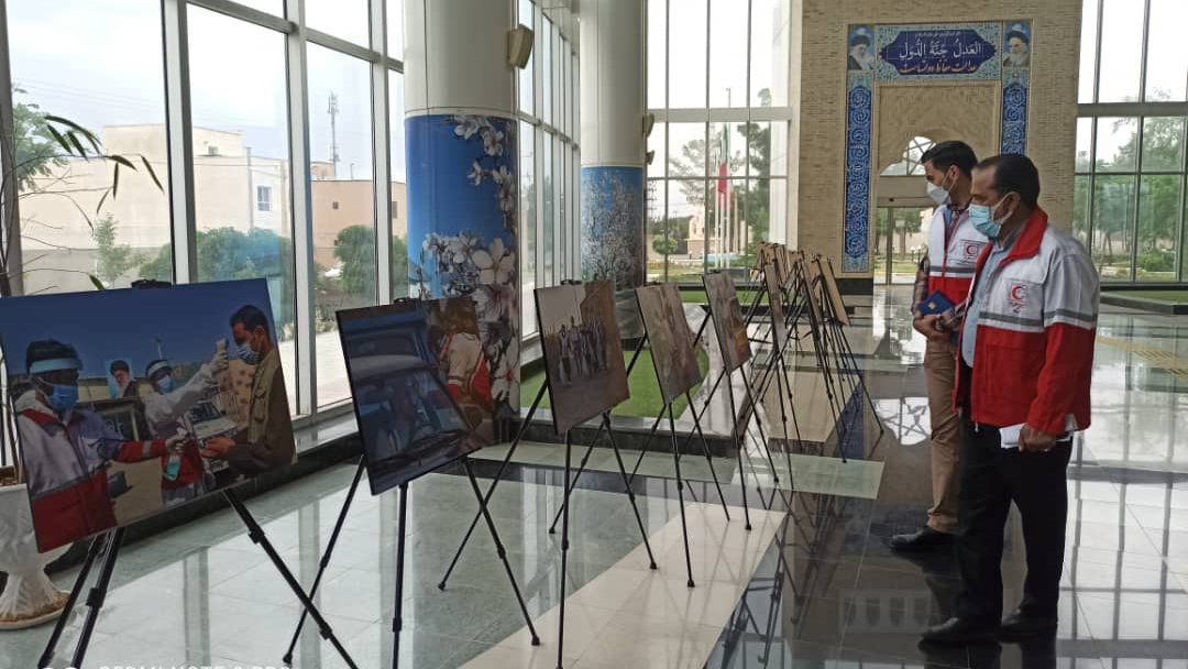 افتتاح نمایشگاه عکس «یک سال با کرونا، یک قرن با مردم» در خراسان جنوبی