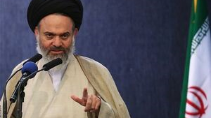 تقدیر آیت الله حسینی بوشهری از عملکرد هلال‌احمر استان قم 