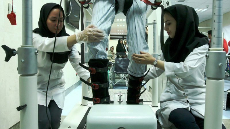 ارائه خدمات توانبخشی ویژه بیماریهای نادر در هلالاحمر
