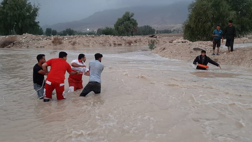 امدادرسانی در ۱۲ استان متاثر از شرایط نامساعد جوی در حال انجام است/ در ۷۲ ساعت گذشته بیش از ۸ هزار حادثه‌دیده امدادرسانی شدند