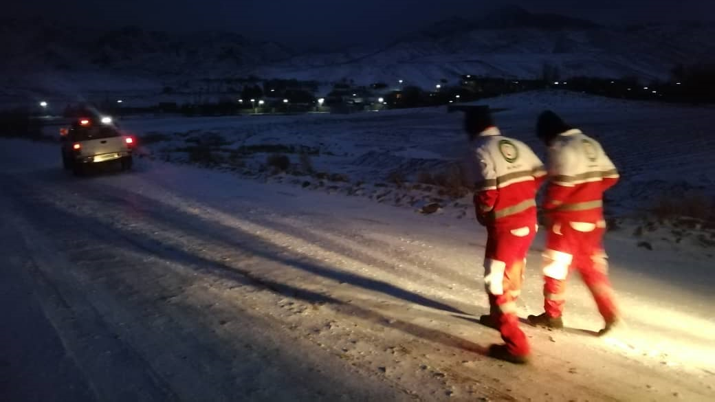 نجات جان 4 گرفتار در ارتفاعات مشهد