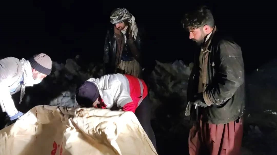 نجات جان 7 گرفتار در قلعه زنبور شهرستان چادگان