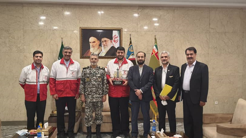 فرمانده کل ارتش از دکتر کولیوند تقدیر کرد