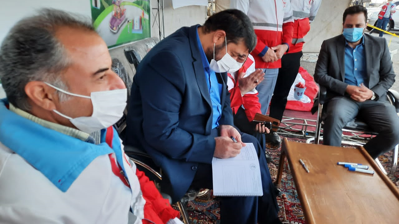 بازدید دکتر کولیوند از خدمات نوروزی و طرح ملی منتظران ظهور هلال احمر استان قم
