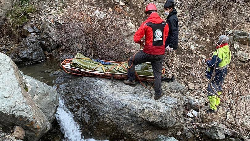 ۱۰ ساعت جستوجو برای نجات فرد گمشده در ارتفاعات دارآباد تهران/ پیکر بی جان کوهنورد پیدا شد