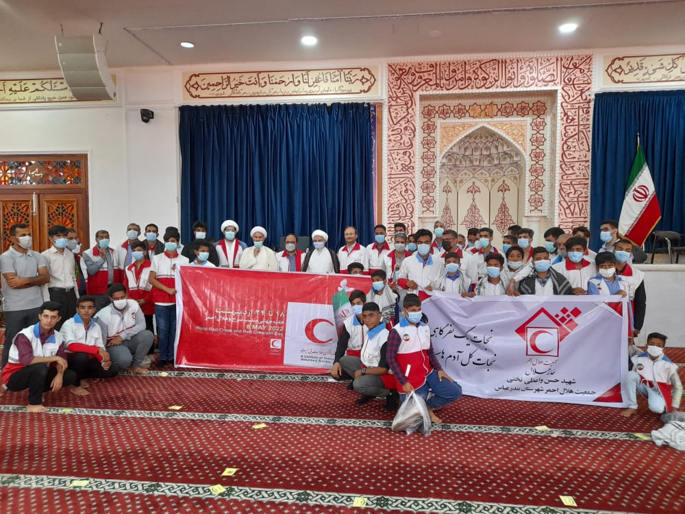 خدمت رسانی جمعیت هلال احمر بی منت است