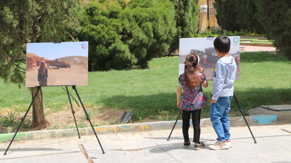 برپایی نمایشگاه عکس «یک قرن خدمت بی منت» در بیرجند