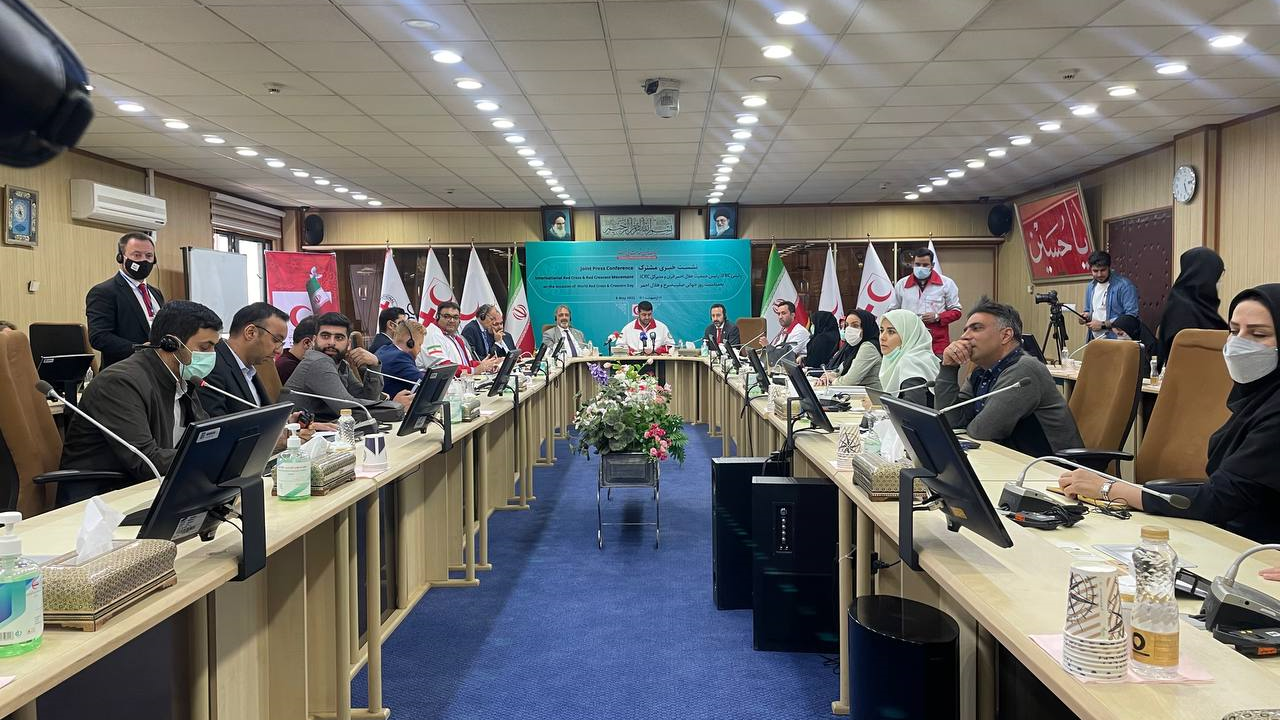 استحکام پیمانهای بینالمللی برای توانمند کردن نیازمندان داخل کشور/آغاز همکاری میان ایران و جمعیتهای ملی خارجی برای ارتقای آموزش همگانی و تخصصی