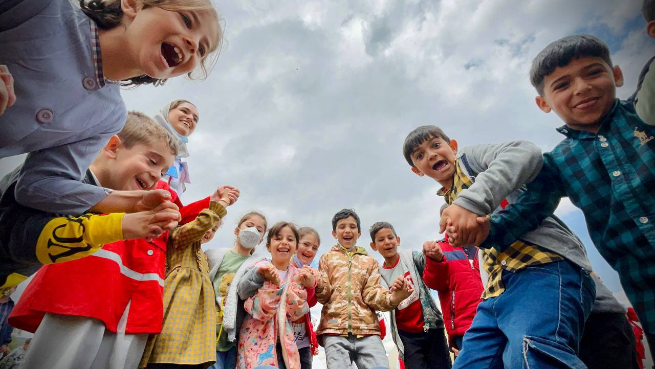 برگزاری مانور امداد و درمان با همکاری تیم های سحر در اشنویه/گزارش تصویری