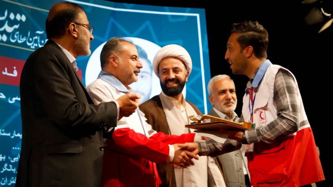 قهرمانان نبرد با کرونا