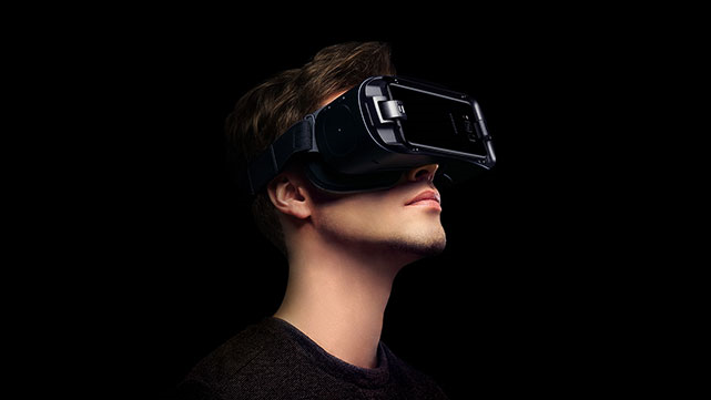 عینکهای VR و AR به آموزشهای همگانی هلالاحمر میآیند