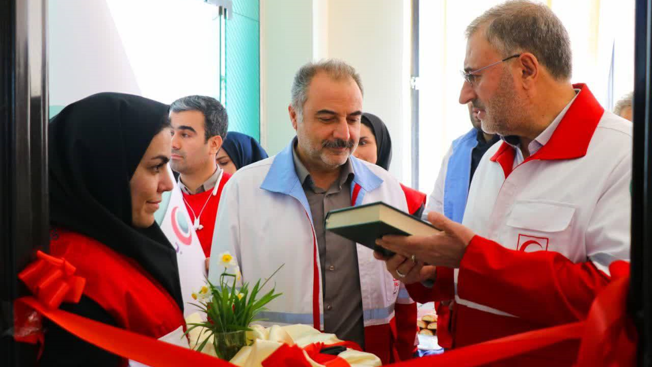  با حضور دبیرکل جمعیت‌ هلال احمر؛ باشگاه آموزش و رسانه(باور) افتتاح شد
