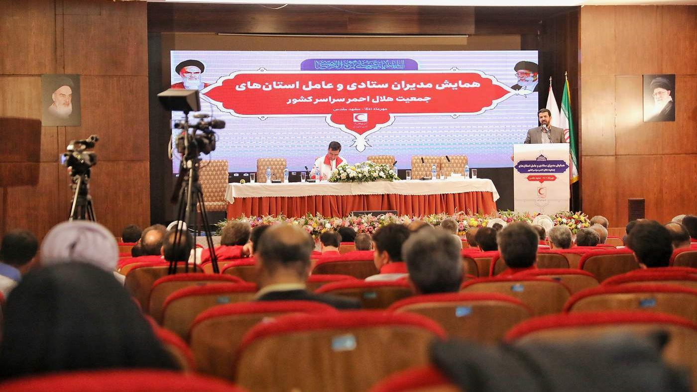 تمرکز بر آموزشهای همگانی عملی و مهارت محور