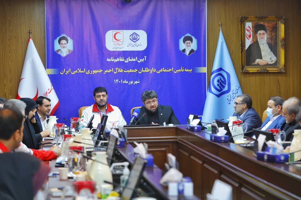 خبر خوش براى امدادگران هلال احمر/ بیمه امدادگران داوطلب تحولی مهم در عرصه امدادرسانی خواهد بود