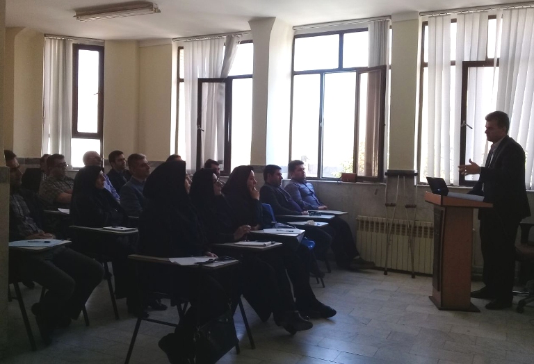 برگزاری دوره آموزشی پیشگیری از آسیبهای اجتماعی در هلالاحمر اردبیل