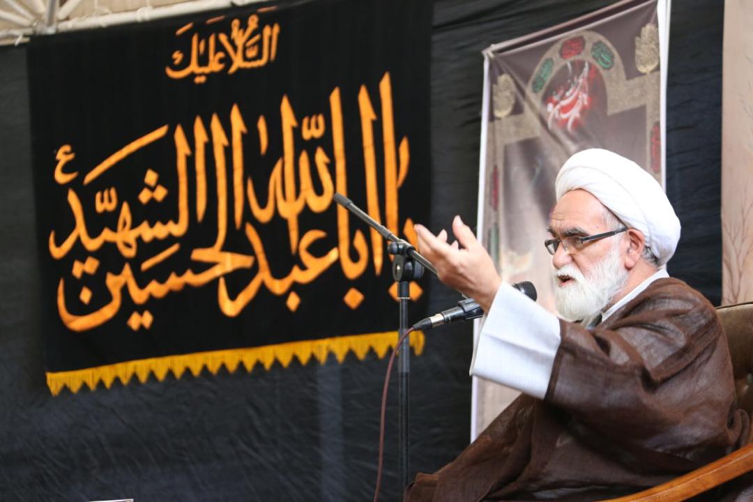 معرفت لازمه احساس‎های عاشورایی است/ امروز، الگوپذیری از نهضت حسینی برای رویارویی با استکبار ضروریست