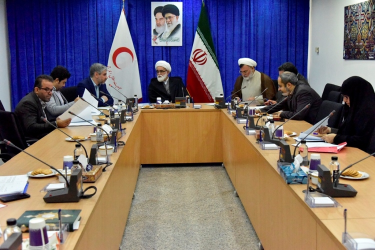 تقرب به پروردگار و طهارت انسان و جامعه، محصول برپایی نماز است