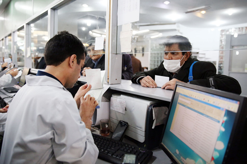 برنامهریزی برای کاهش انتظار بیماران خاص در تایید اصالت دارو