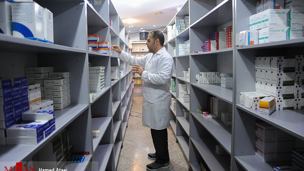تامین و توزیع داروهای بیماران مبتلا به سرطان و دیابت در داروخانه‌های هلال‌احمر