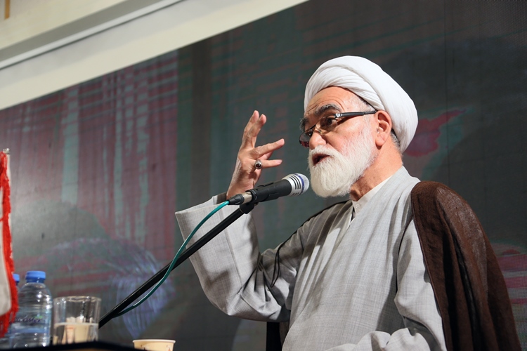 رئیس جمعیت هلال‌احمر: حافظ سرمایه‌های اجتماعی جمعیت هستیم/ بازنشستگی؛ نه پایان راه، که آغاز انتقال تجربه است