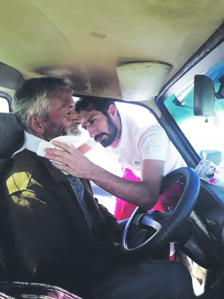رزمی‌کاران طلایی کرمانی از امدادرسانی به حادثه دیدگان می‌گویند؛ از سکوی قهرمانی تا امدادرسانی