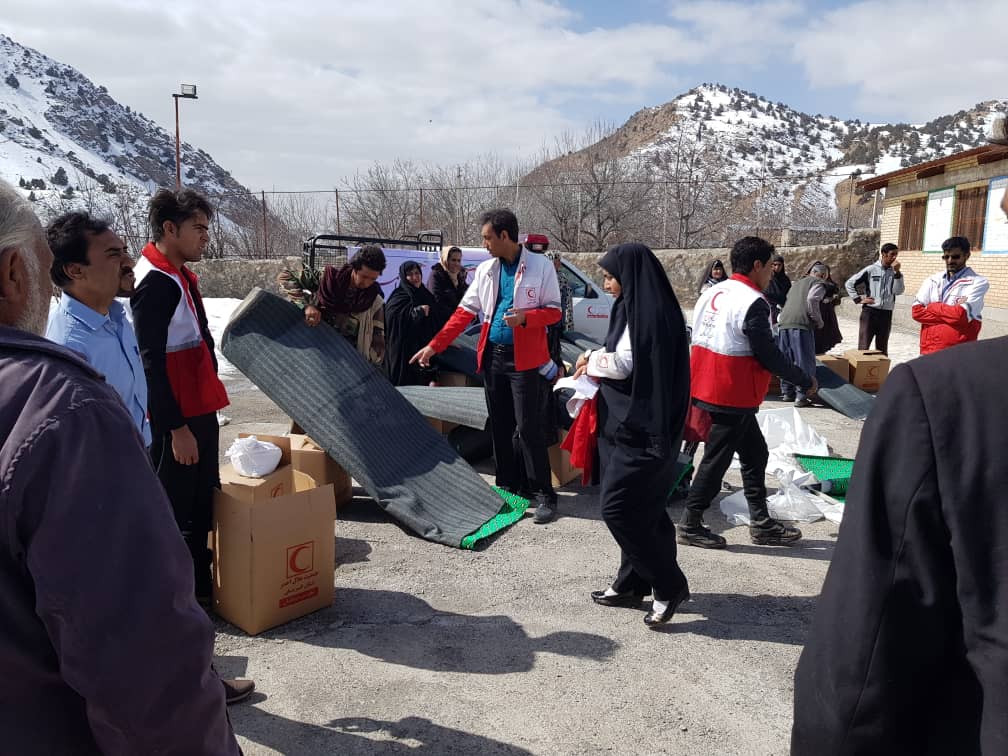 بهره مندی 2600 نفر از خدمات کاروان نیکوکاری هلال‌احمر در کرمان