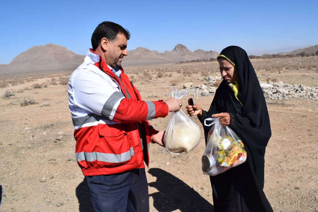 ارائه خدمات کاروان سلامت به 400 روستایی در سیرجان