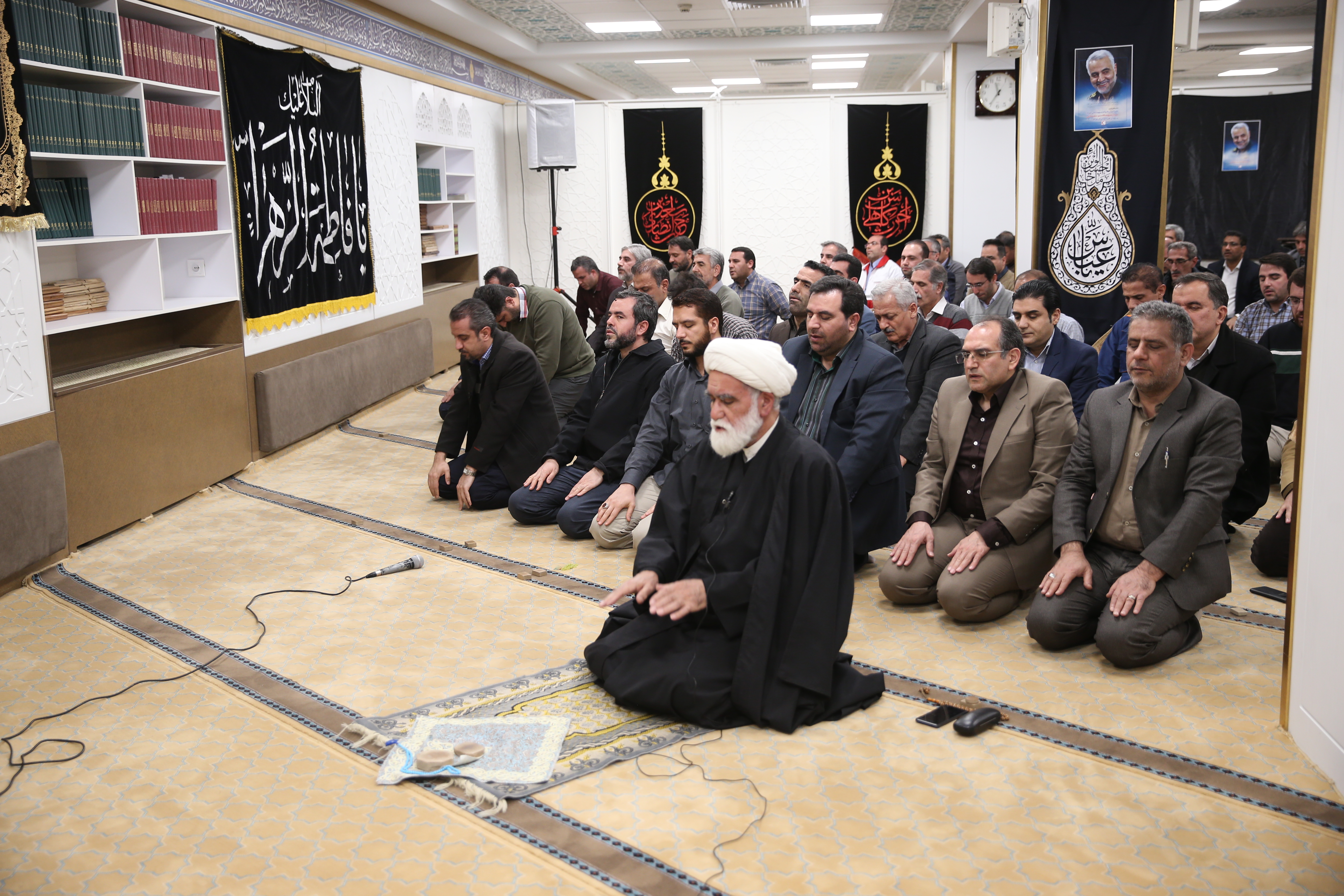 نماینده ولی فقیه در جمعیت هلال‌احمر: انقلاب اسلامی ایران ثمره تغییر نگرش‌ها بود / سرنوشت ملت‌ها در دست خود آنها است